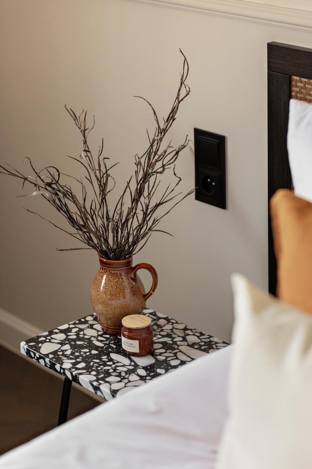 Nafenna 2-Bedroom Apartment In Old Town Краков Экстерьер фото